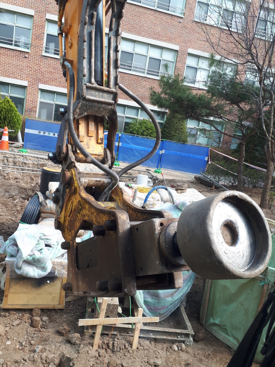 2950055133_rgxwlp15_8efccc893a5526f136f7d6adce1fc3c54ab884bf.jpg 이미지크게보기